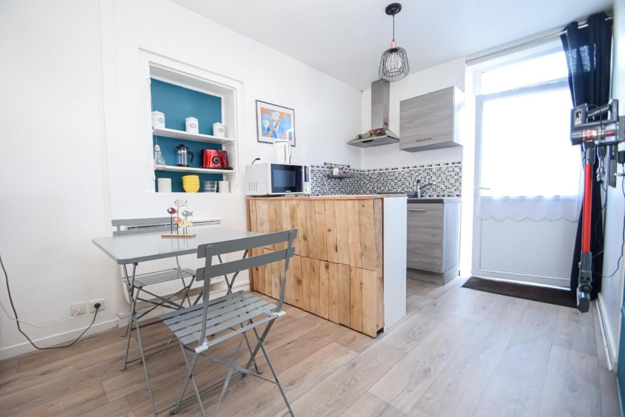 Grand studio au coeur de Dinard à 1min du marché et 6min plage de l'Écluse Apartamento Exterior foto